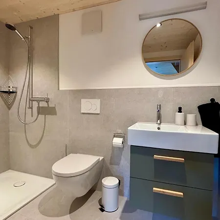 Spacious, New In A Prime Location アパート グリンデルヴァルト